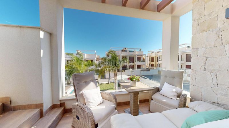 Foto 35157abb-e0e5-467a-8a1f-cb8014e22652. Casa amb aparcament piscina a Los Balcones-Los Altos Torrevieja