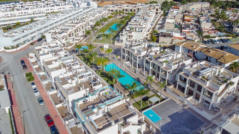 Foto bbdbe359-d8af-4aa1-afc6-fb489548457d. Casa amb aparcament piscina a Los Balcones-Los Altos Torrevieja