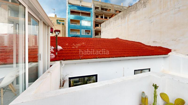 Foto 5d13f2b5-b731-4096-8249-f4c76046157a. Casa adossada a Puerto Deportivo Torrevieja