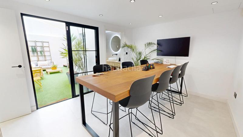 Foto c2c32d16-1df0-4d84-a1cd-1395e54a3294. Casa adossada a Puerto Deportivo Torrevieja