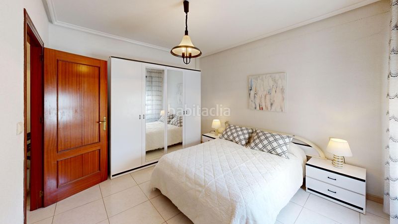 Foto 7376b5ec-b28e-4261-bd8f-141c6f3ff7a3. Àtic amb aparcament a El Acequión Torrevieja