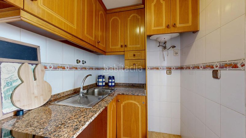 Foto f9448a1b-cab3-4e02-b639-9937a65d5309. Apartament a Montesinos (Los)