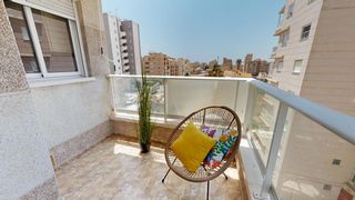Apartament  Calle marcelina. Dos terrazas, piscina y garaje para disfrutar del sol de torrevi