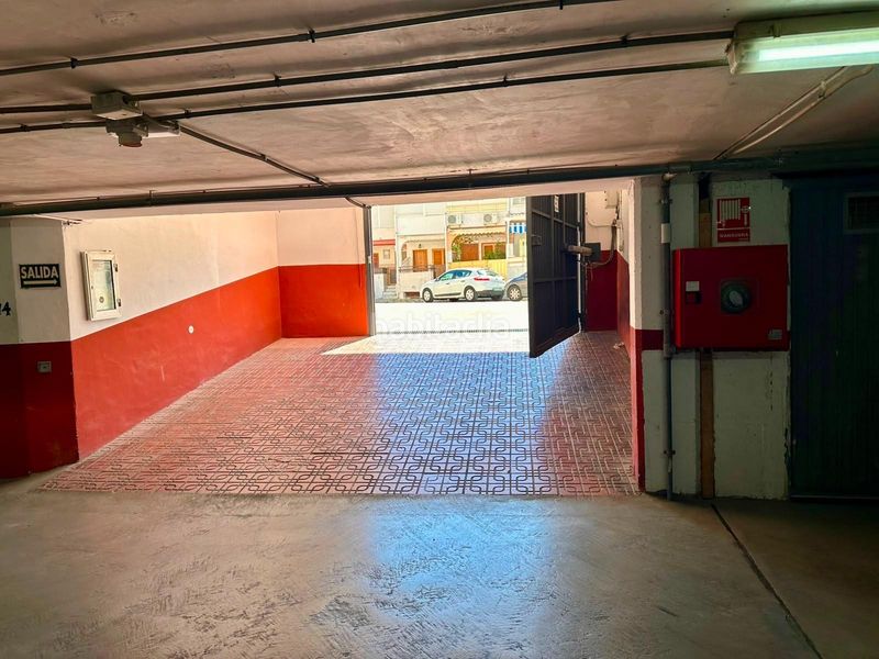 Foto 5f172d5f-f378-4fa4-bfd9-4a3a0b6ae6dd. Aparcament cotxe a calle rafal 2 a El Acequión Torrevieja