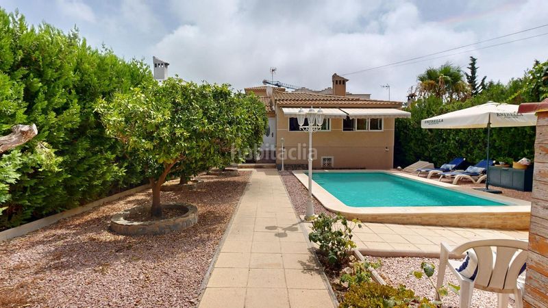 Foto ba4ecf9c-a5cc-4e74-bf0c-bed71faf7e1d. Xalet amb calefacció aparcament piscina a Los Balcones-Los Altos Torrevieja