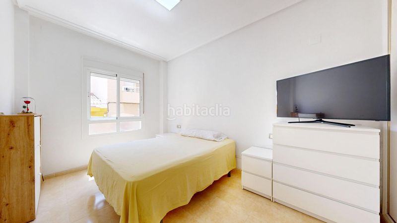 Foto c0fdbf6d-6aff-40bf-a5ad-9f0bb6ecf359. Apartament amb piscina a Montesinos (Los)