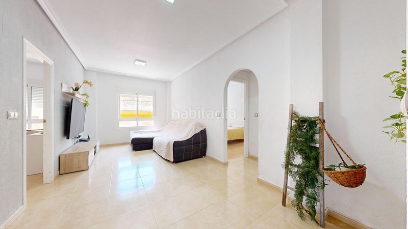 Foto c2f6844d-3c1a-4640-b795-226d888d0029. Apartament amb piscina a Montesinos (Los)