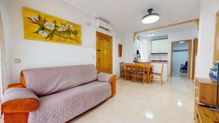 Rent Apartment  Calle caballero rodas. Alquiler en el centro de torrevieja  sin ascensor  larga duració