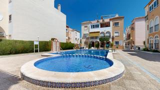 Appartement à La Veleta. Bungalow en planta baja en los náufragos  vacaciones todo el año