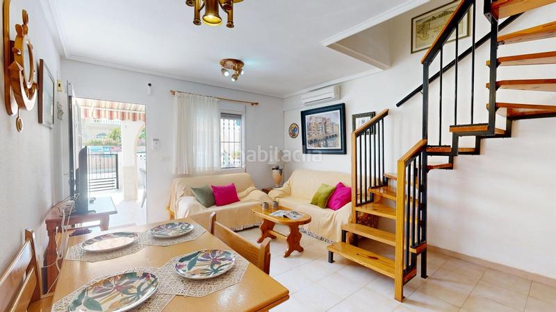 Foto 8c3852e4-df50-4316-8bd0-aa508bbe6f3c. Maison jumelée avec piscine dans Zona Carrefour - Urbanizaciones Torrevieja