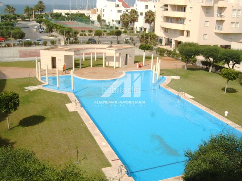 Foto da8fcb9d-cd1d-4769-a4f4-3efd2f616b4c. Piso  en el corazon de Almerimar en Almerimar Ejido (El)