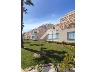 Flat in Almerimar. Piso en venta en almerimar