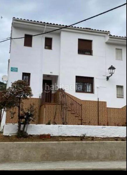 Foto c549b2f3-7b0c-421b-82d9-94ad8bb302cd. Maison jumelée dans barriada verbena a 46 dans Villaviciosa de Córdoba