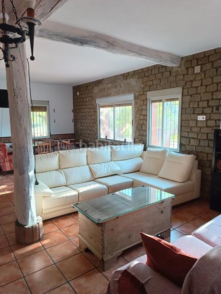 Foto 1481ea66-22af-4b92-b3b3-65fcf6a865ae. Terrain résidentiel dans Villaviciosa de Córdoba