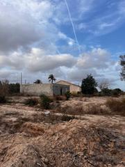 Casa a El derramador. Parcela rústica con casa y almacen, en el derramador