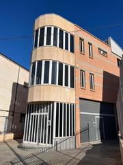 Nau industrial a Calle monovar 5. Amplia y luminosa nave industrial en poligono carrus, elche