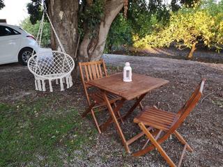 Chalet à Camino los pinos. Finca con 2 casas y cabaña de madera   huerto de limoneros en pr