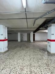 Aparcament cotxe a Calle gaspar perello 12. Doble plaza de garaje con trastero, en la mata torrevieja