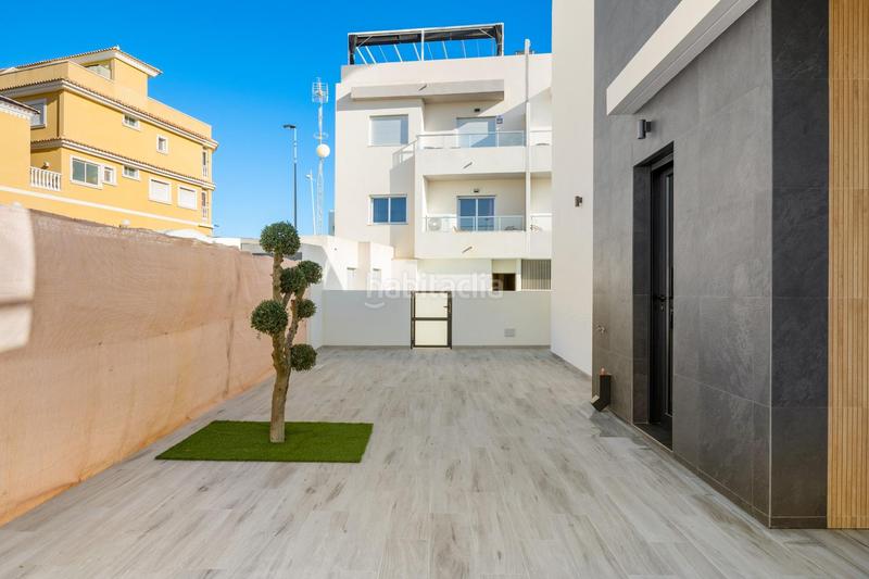 Foto bdcc8f86-9f0a-411f-9159-28c94616490e. Chalet a la venta estupendas villas de lujo , alicante en Benijófar
