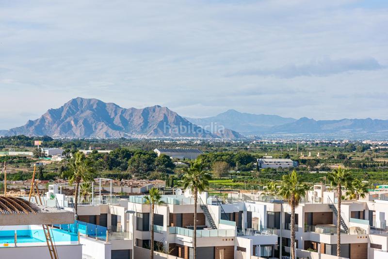 Foto d6078d27-06ed-4163-9958-ef9258257625. Chalet a la venta estupendas villas de lujo , alicante en Benijófar