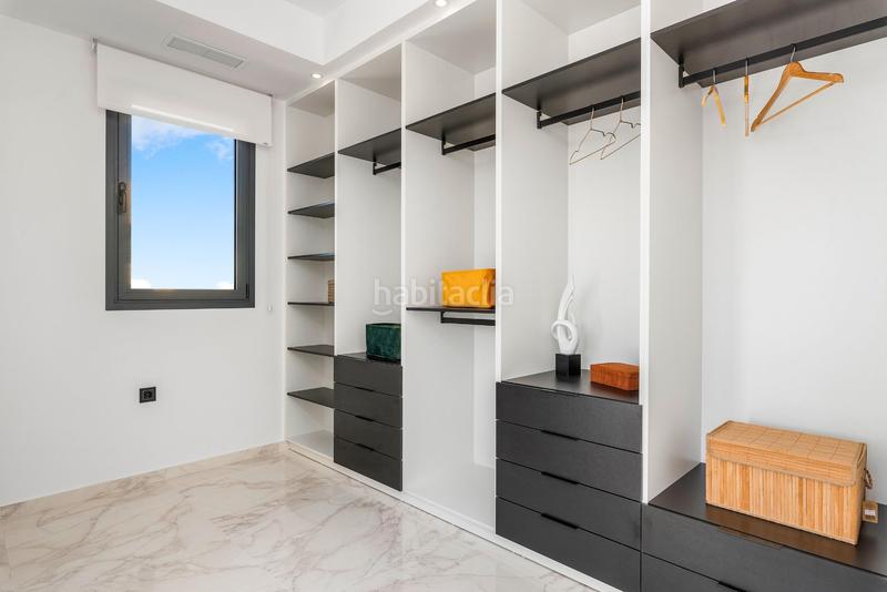 Foto f5042cb0-0c1b-488b-92b0-c3edb9874204. Chalet a la venta estupendas villas de lujo , alicante en Benijófar