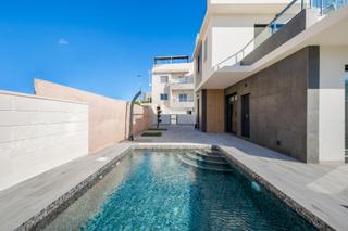 Xalet a Benijófar. Villas de lujo en benijófar  alicante