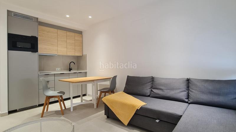 Foto 2e3d7c6c-0d69-442e-9f44-b98dd9e6d518. Casa adosada chalet pareado con dos terrazas, en Villamartín-Las Filipinas Orihuela
