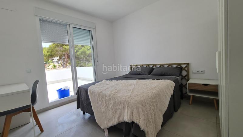 Foto 7d827740-9f2d-4cbb-a42c-9d8f8f9d014c. Casa adosada chalet pareado con dos terrazas, en Villamartín-Las Filipinas Orihuela