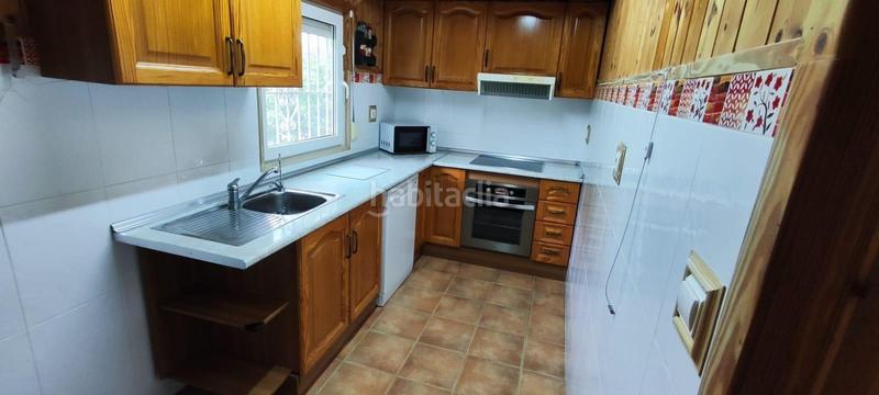 Foto a1a76112-a1a9-4d6e-b325-a21534491f4c. Chalet en camino los pinos finca con 2 casas y cabaña de madera huerto de limoneros en produccion naturaleza y rentabilidad en Orihuela