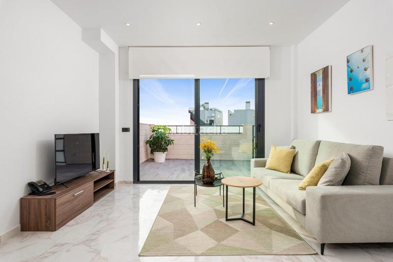 Foto f1f57119-7f46-43cf-b6ff-768779dafe26. Chalet a la venta estupendas villas de lujo en benijófar, alicante en Rojales