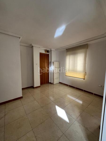 Foto 4d4fc4d2-504e-4082-ace5-9d5c5ec0b16e. Affitto appartamento in calle alfonso x el sabio 10 in Elche / Elx