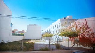 Terreny residencial a Calle torrevieja 5. Solar edificable en alicante