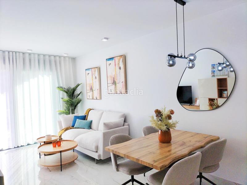 Foto 2d358bf4-640b-450a-b330-5364119410be. Apartamento  con terraza costa. en Playa Flamenca Orihuela