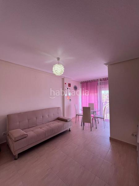 Foto 320d879d-59d2-42d7-82ce-52a577f7b5b3. Apartamento en calle de churruca 6 piso en venta zona La Veleta, en Torrevieja