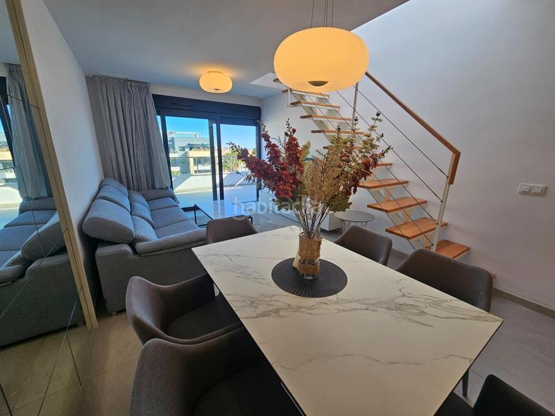 Foto 5c15e6b0-2b31-4875-8331-7be71673fddf. Ático en calle pablo picasso 1 exclusivo apartamento en flamenca village, costa en Orihuela