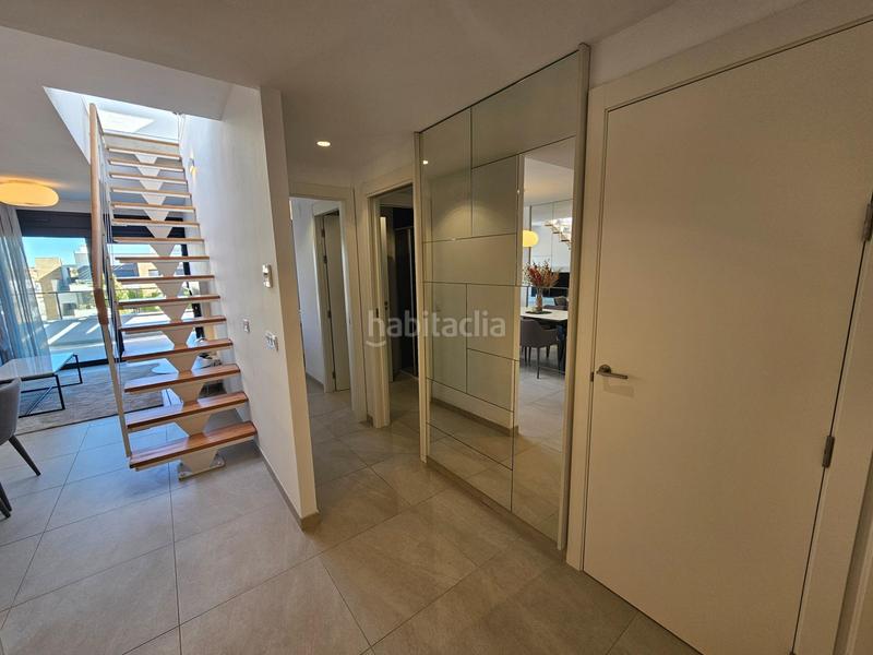 Foto 6030295b-348d-4618-8283-30dd4f2e6996. Ático en calle pablo picasso 1 exclusivo apartamento en flamenca village, costa en Orihuela