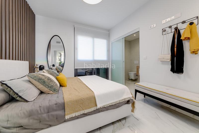 Foto 91754b33-3051-49b7-b55c-000c6ce1c2df. Apartamento ático con piscina privada a 700 m de la playa obra nueva en Orihuela