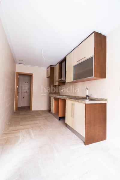 Foto 7db97c85-87e5-42a1-b7bb-18255dae8847. Piano terra in calle juventud 2 in Las Bayas Elche / Elx