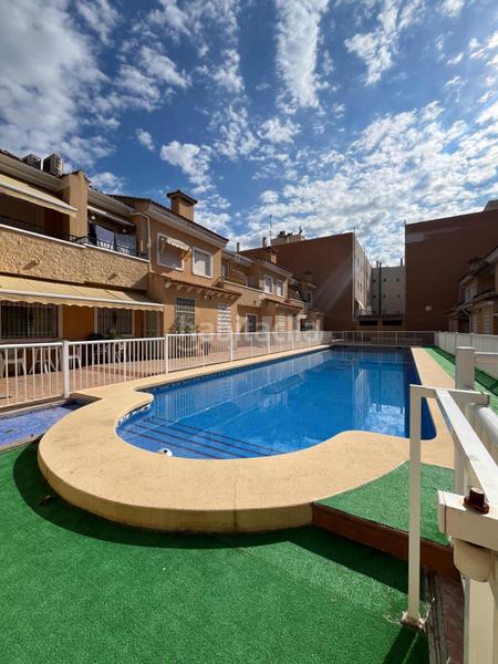 Foto 30918d59-7f57-4ff8-81c6-edee6ab0dd55. Zweistöckige wohnung in calle dels pastors 5 in Las Bayas Elche / Elx