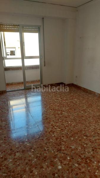Foto d4b700d1-1d24-4913-8b9a-b4a74ff6e91e. Piso en calle salazar alonso 32 piso en venta zona la zapatillera, elche en Elche / Elx