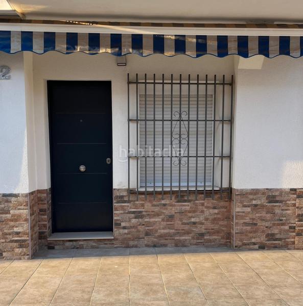 Foto 05a40e47-3175-42a0-a894-7c1795ec9867. Planta baja en calle villena 12 tu casita a 90 metros de la playa, . en Santa Pola