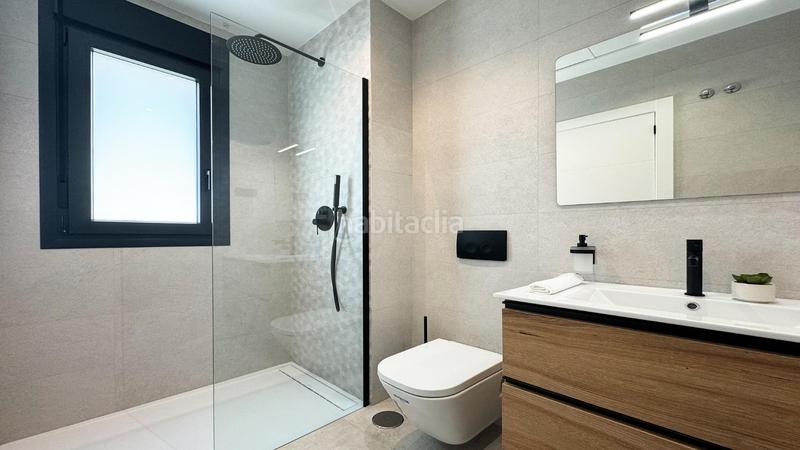 Foto 4070faa7-070c-4b7b-ad69-63b3a2f8311d. Chalet villa con 3 habitaciones, piscina y solárium en San Miguel de Salinas