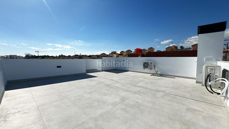 Foto db894a7f-def2-46d7-81c7-7a94e61f8e3b. Chalet villa con 3 habitaciones, piscina y solárium en San Miguel de Salinas