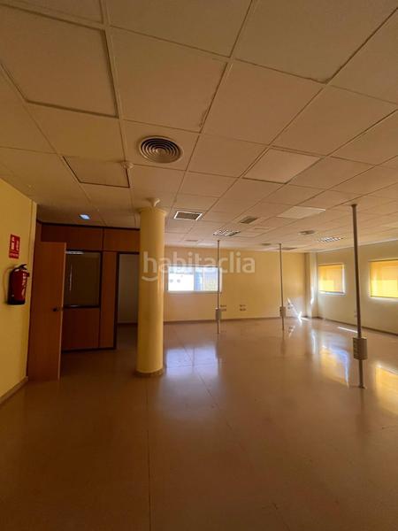 Foto 34c4f5f8-eb1a-41c9-9cdf-204c045b06e1. Location bureau avec parking dans Jubalcoi Elche / Elx