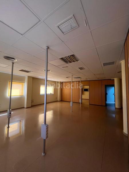 Foto 60ff4fc4-8134-47f3-89f4-16091b64f628. Location bureau avec parking dans Jubalcoi Elche / Elx