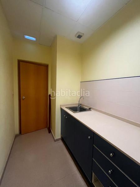 Foto cb1792e3-3c39-4a82-a1e0-b6a758b5b1d8. Location bureau avec parking dans Jubalcoi Elche / Elx