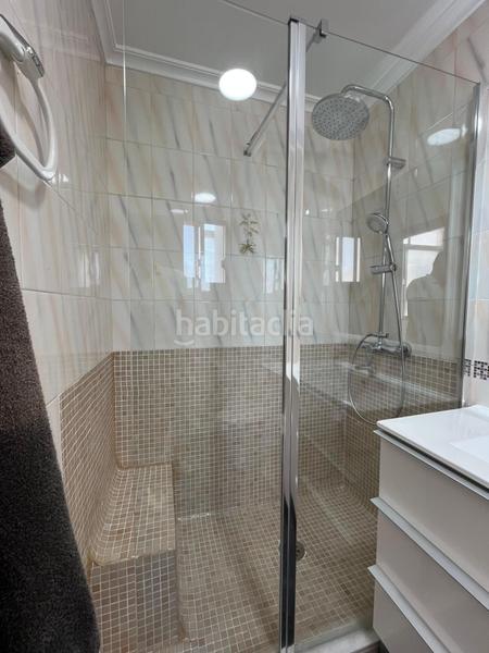 Foto 39f1d27c-c757-431e-bcdb-bfcb5bce6506. Piso en calle olegario domarco seller 83 piso en venta zona plaza barcelona, elche en Elche / Elx