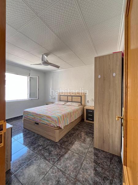 Foto b3a9142f-5f3e-43dc-9db1-911831bccd08. Piso en calle olegario domarco seller 83 piso en venta zona plaza barcelona, elche en Elche / Elx