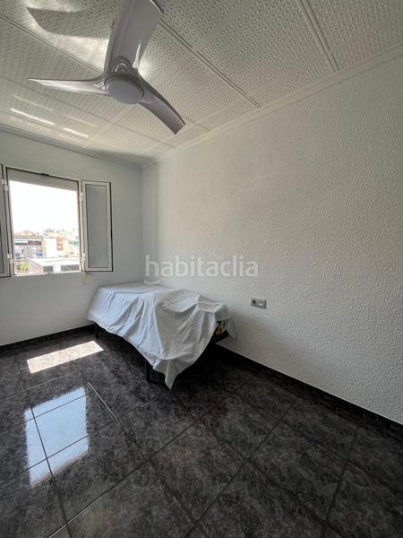 Foto fc90c29b-4314-4acc-9188-3f5ef3a18f32. Piso en calle olegario domarco seller 83 piso en venta zona plaza barcelona, elche en Elche / Elx