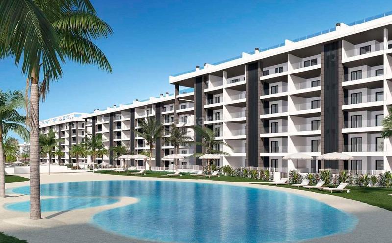 Foto 38dedf33-6a06-4da8-b863-5e336743262a. Apartment with parking pool in Torreblanca Torrevieja